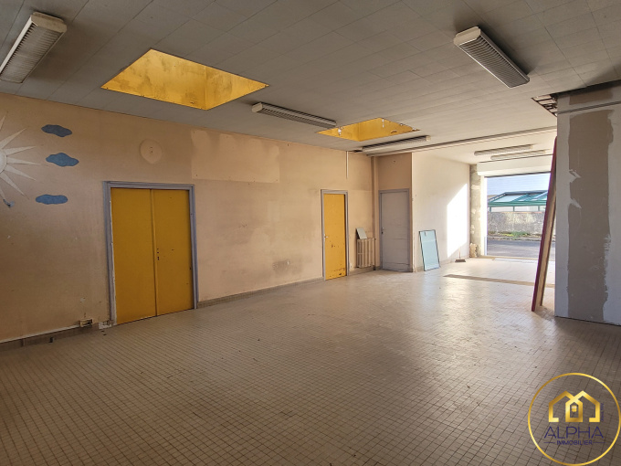 Location Immobilier Professionnel Local commercial Talmont-Saint-Hilaire (85440)